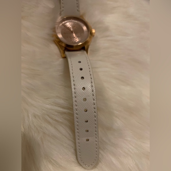 Authentic COACH Rose Gold Dial Signature C WATCH Ivory Genuine Leather Band - Picture 9 of 16